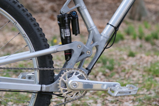 PinkBikeにてMONORALBIKESのRSが紹介されました