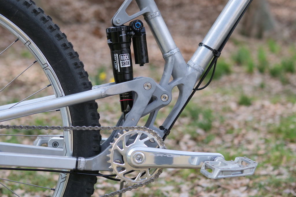 PinkBikeにてMONORALBIKESのRSが紹介されました